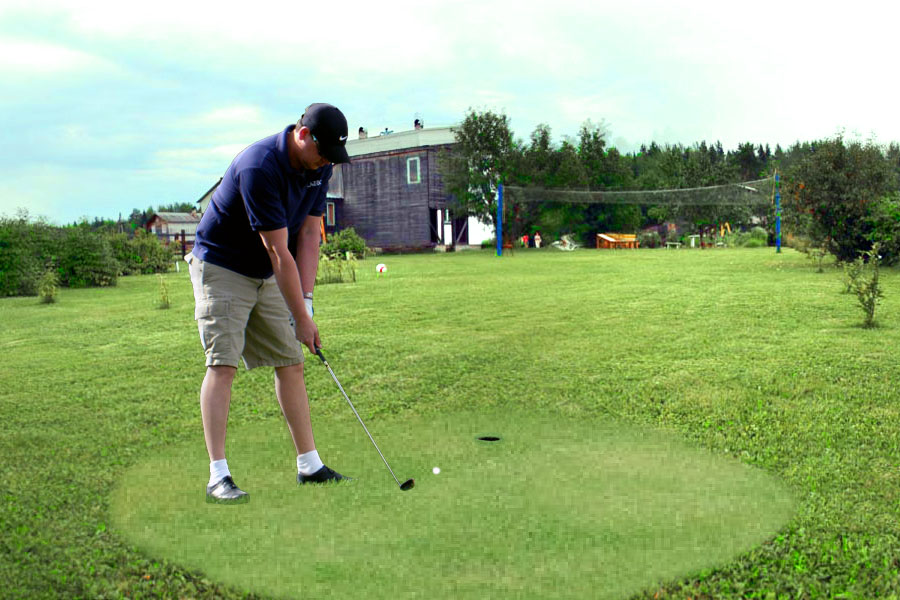 Игрок в гольф под Петрозаводском (коттедж Илму Виено)