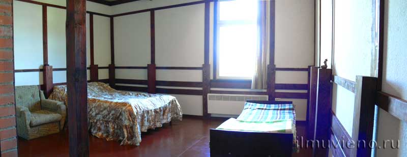 красная комната, спальная комната